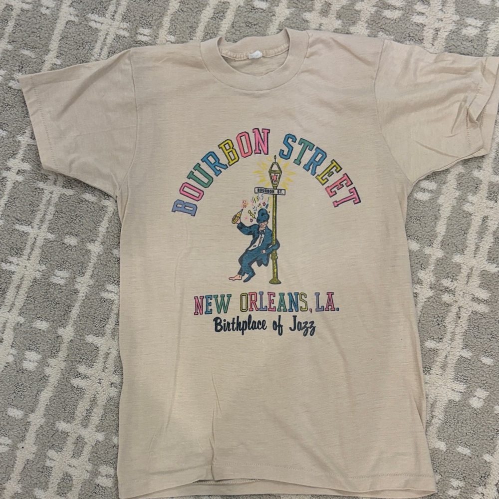 Vintage Bourbon Street New Orleans Graphic Tee medium